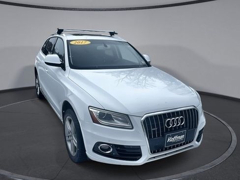 Used 2017 Audi Q5 2.0T Premium Plus w/ Technology Package image 24