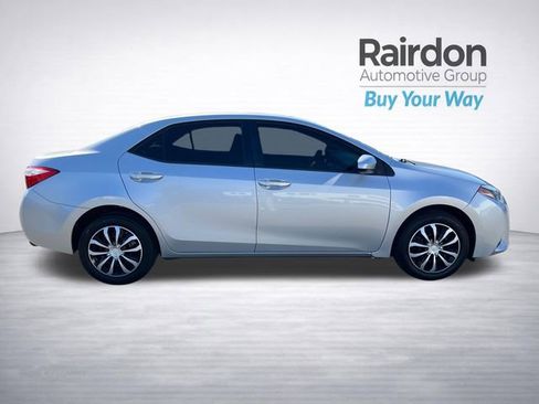 Used 2014 Toyota Corolla LE FWD image 22