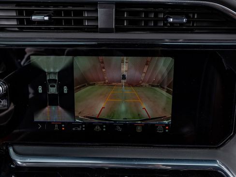 Used 2025 GMC Sierra 2500 Denali Ultimate image 26