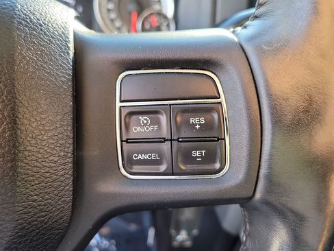 Certified 2015 RAM 2500 Big Horn image 27