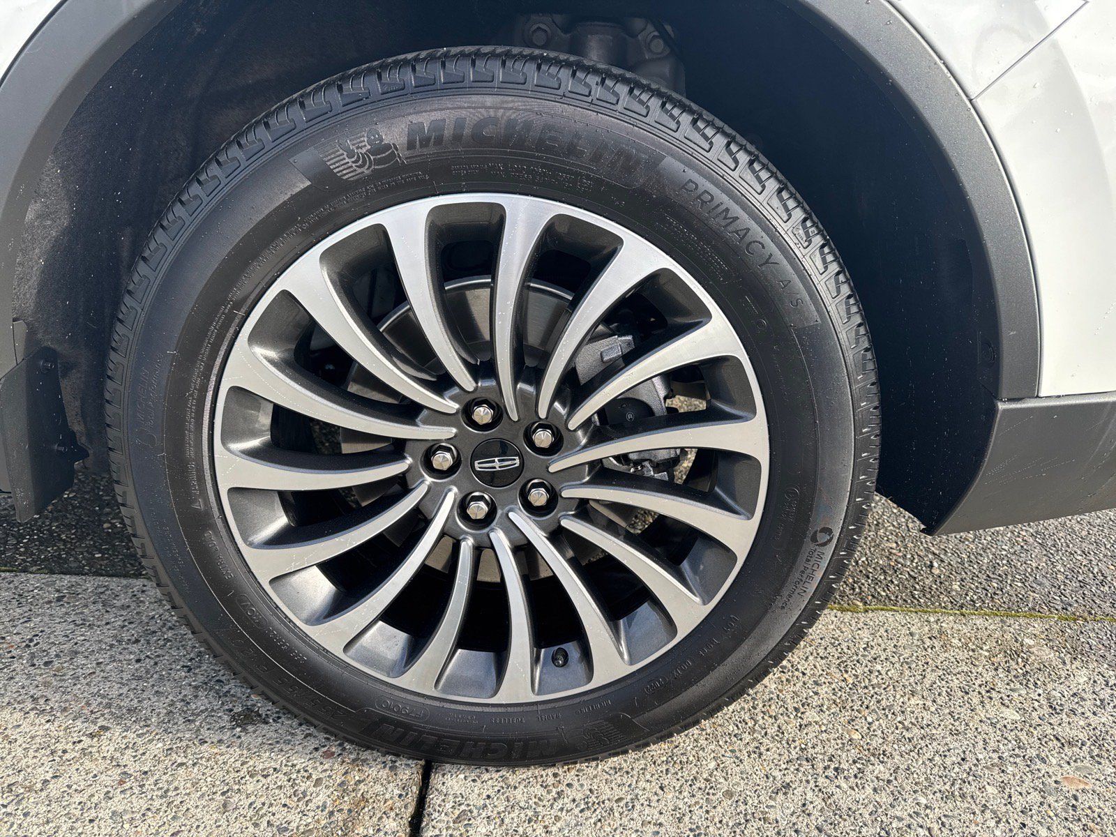 Used 2022 Lincoln Aviator AWD w/ Premium Package image 4