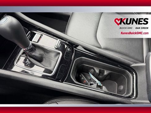 Used 2025 Jeep Compass Limited image 18