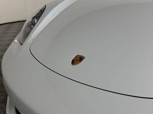 Used 2022 Porsche 718 Boxster RWD image 16