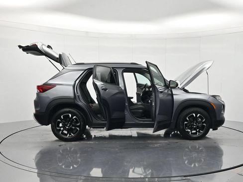 Used 2021 Chevrolet TrailBlazer LT w/ Convenience Package FWD image 47