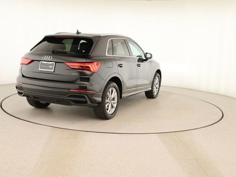 Certified 2024 Audi Q3 2.0T Premium w/ Convenience Package image 6