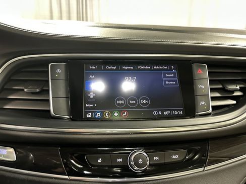 Used 2023 Buick Enclave Essence w/ Experience Buick Package FWD image 17