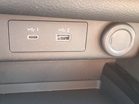 Certified 2023 Nissan Rogue SV image 28