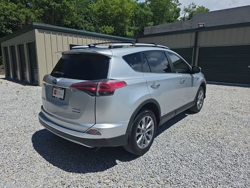Used 2016 Toyota RAV4 Limited AWD/4WD image 6