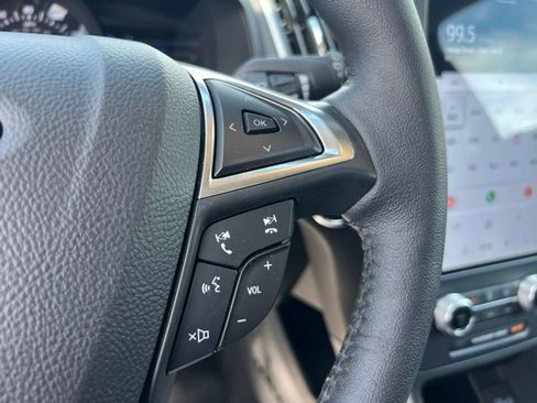 Certified 2024 Ford Edge SEL w/ Convenience Package AWD/4WD image 10