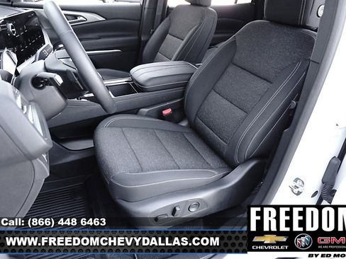 New 2026 Chevrolet Traverse LT w/ Driver Confidence Package image 12