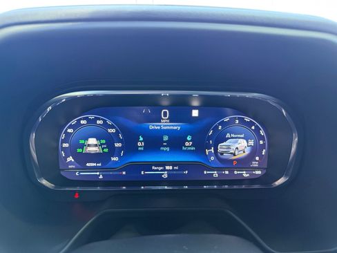 Used 2023 Chevrolet Tahoe Z71 AWD/4WD image 17