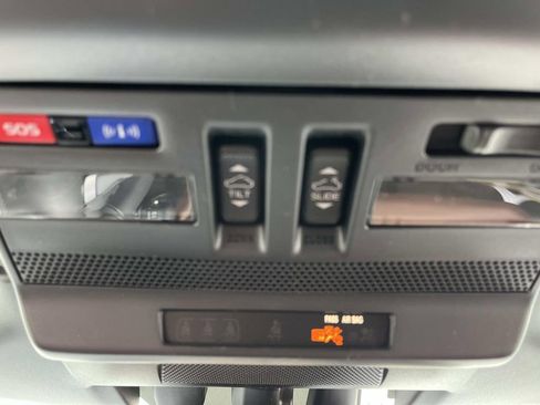 New 2026 Subaru Outback Touring XT AWD/4WD image 17