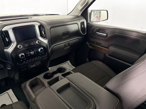 Used 2019 GMC Sierra 1500 SLE image 20