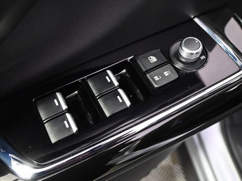 Used 2023 MAZDA CX-9 Touring image 24