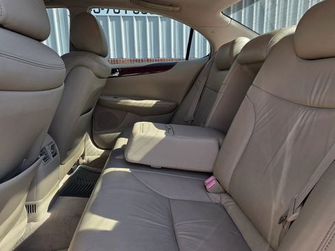 Used 2004 Lexus ES 330 FWD image 19