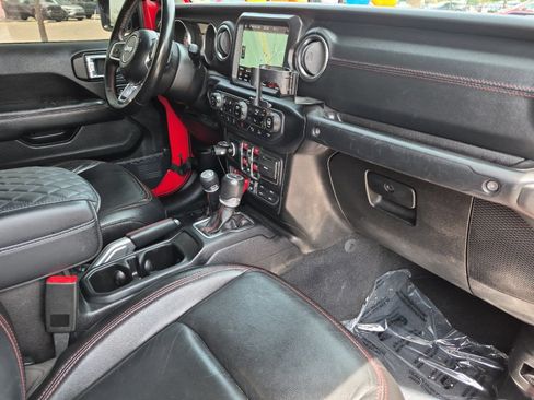 Used 2020 Jeep Gladiator Rubicon AWD/4WD image 14