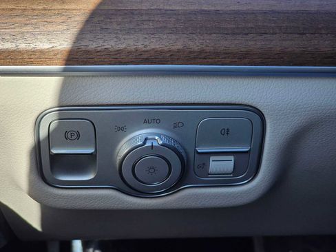 New 2025 Mercedes-Benz GLE 580 4MATIC image 27