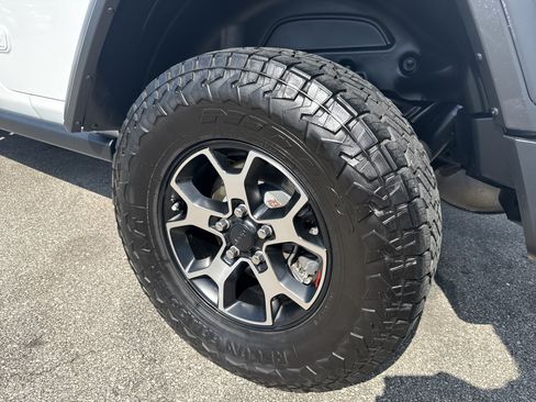 Used 2020 Jeep Wrangler Unlimited Rubicon AWD/4WD image 13