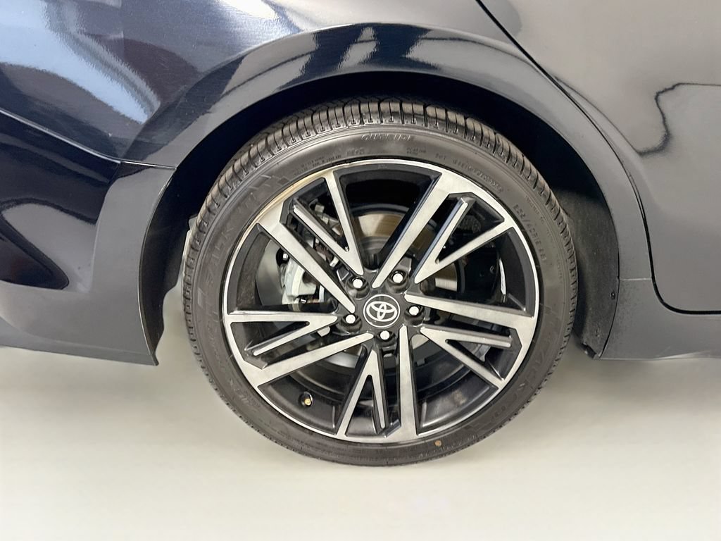 Used 2025 Toyota Camry XSE FWD image 33