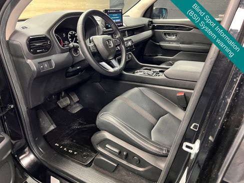 Used 2025 Honda Pilot EX-L image 4