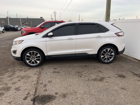 Used 2016 Ford Edge Titanium w/ Equipment Group 302A image 6