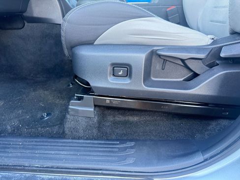 Used 2025 Toyota Tacoma TRD Off-Road image 23