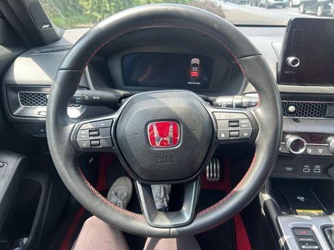Certified 2024 Honda Civic Type R image 12