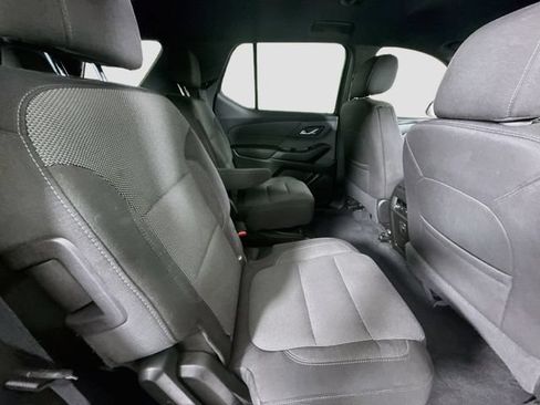 Used 2023 Chevrolet Traverse LT FWD image 26