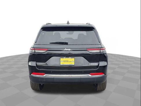 New 2025 Jeep Grand Cherokee Laredo X w/ Luxury Tech Group I RWD image 5