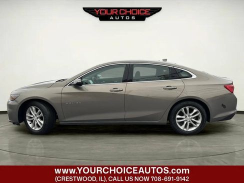 Used 2017 Chevrolet Malibu LT FWD image 2