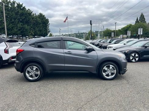 Used 2016 Honda HR-V EX image 8