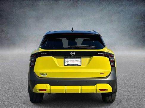 New 2026 Nissan Kicks SR image 3
