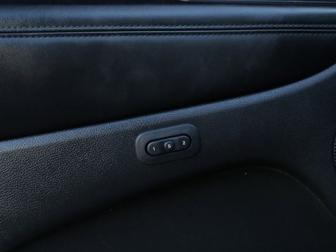 Used 2020 Jeep Grand Cherokee Limited w/ Premium Lighting Group image 29