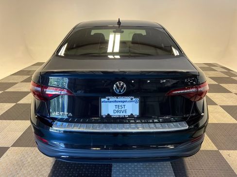 Certified 2024 Volkswagen Jetta Sport FWD image 4