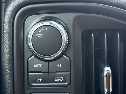 Used 2025 GMC Sierra 1500 Pro w/ Pro Value Package AWD/4WD image 18