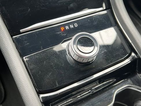 Used 2023 Jeep Grand Cherokee L Laredo image 31