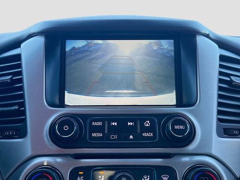 Used 2020 GMC Yukon SLT w/ HD Trailering Package AWD/4WD image 13