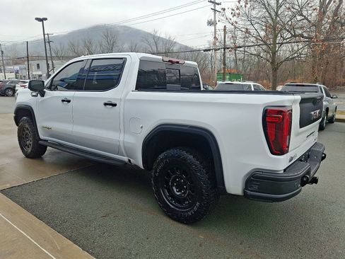 Used 2024 GMC Sierra 1500 AT4X w/ AT4X AEV Edition image 4
