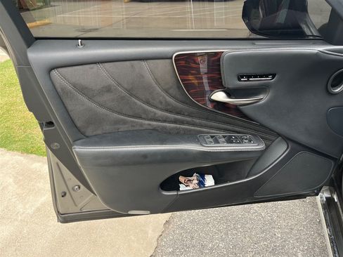 Used 2018 Lexus LS 500 AWD w/ Interior Upgrade Package image 3