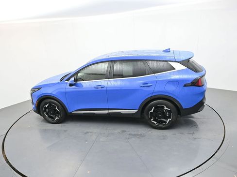 Used 2026 Kia Sportage EX FWD image 25