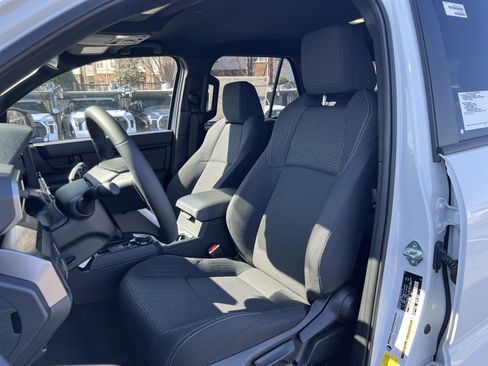 New 2026 Toyota 4Runner SR5 image 9