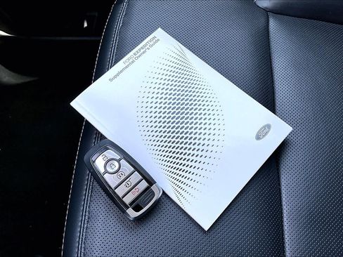 Used 2025 Ford Expedition Max Platinum image 15