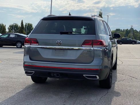 Used 2023 Volkswagen Atlas SE AWD/4WD image 7