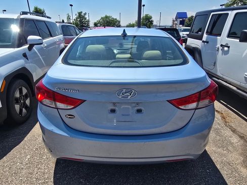 Used 2013 Hyundai Elantra GLS w/ Preferred Pkg FWD image 13
