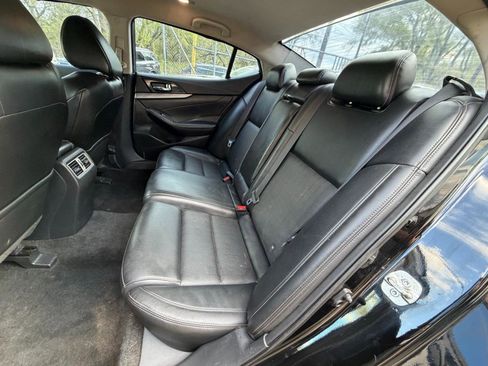 Used 2017 Nissan Maxima 3.5 SV FWD image 27