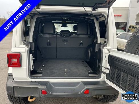 Used 2021 Jeep Wrangler Unlimited Rubicon image 12
