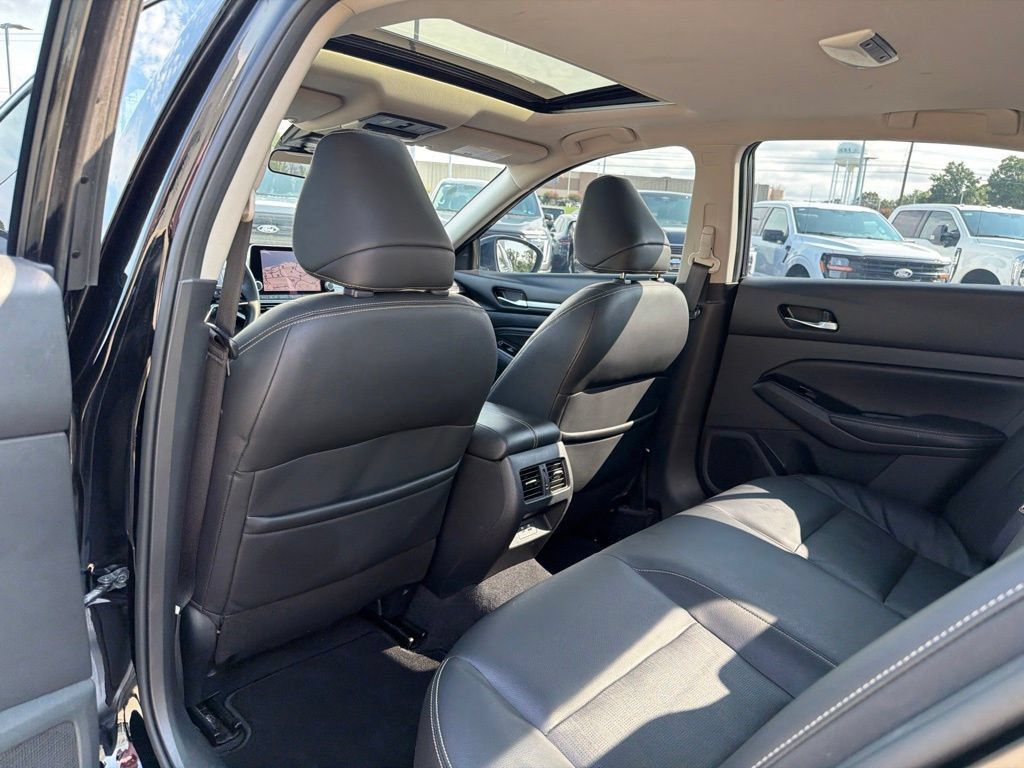 Used 2021 Nissan Altima 2.5 SL FWD image 15