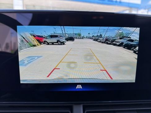 New 2026 Chevrolet Trax ACTIV FWD image 18