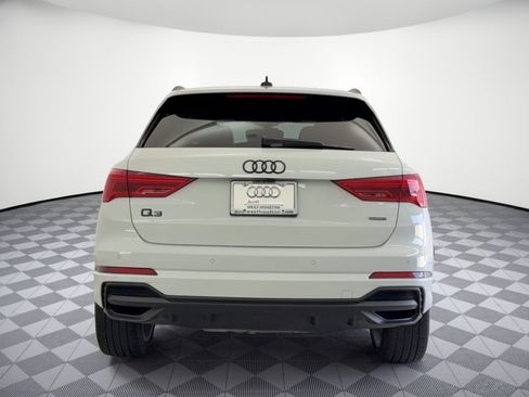 Used 2023 Audi Q3 2.0T Premium Plus w/ Premium Plus Package AWD/4WD image 11