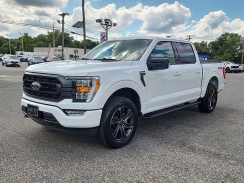 Certified 2022 Ford F150 XLT w/ Equipment Group 302A High image 3